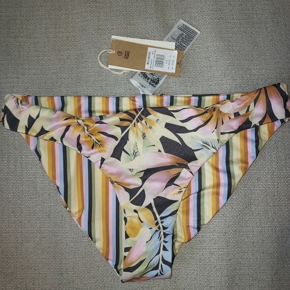 BILLABONG reversible postcards from Paradise Bikini full coverage